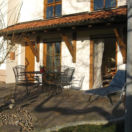 Unterm Nussbaeumle Apartment Adelhausen Luaran gambar