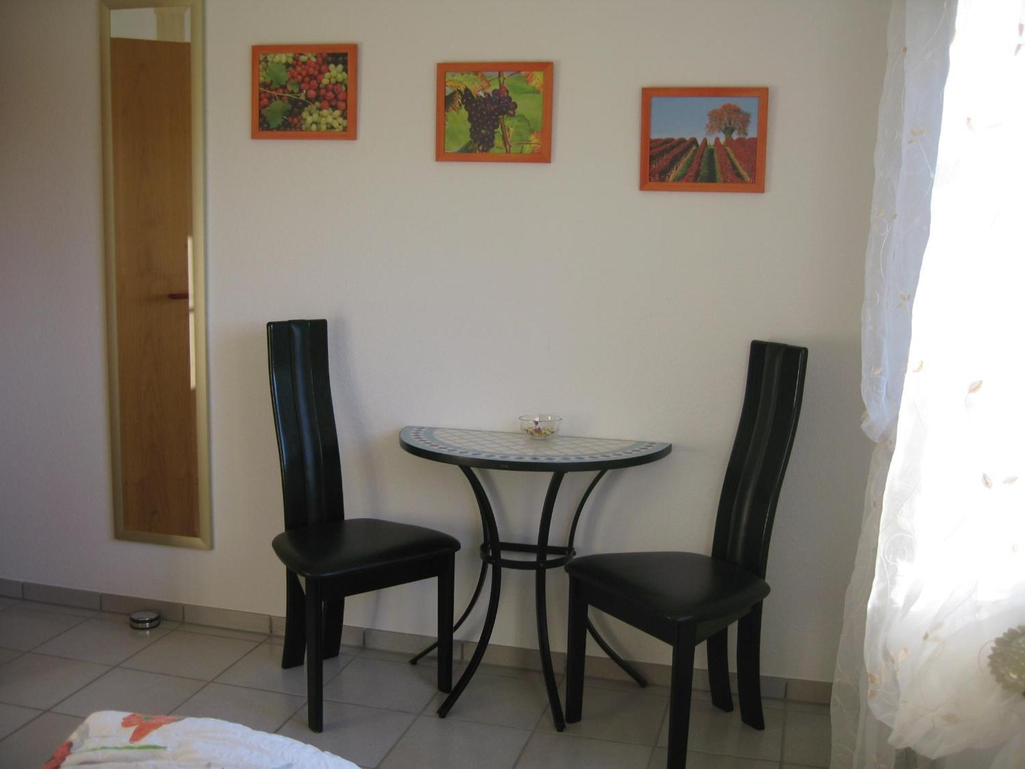 Unterm Nussbaeumle Apartment Adelhausen Luaran gambar